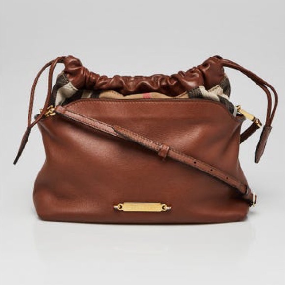 Burberry Handbags - Burberry bucket crossbody bag